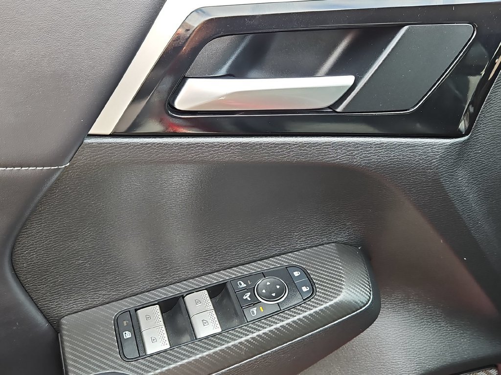 Used 2025 Mitsubishi Outlander SE AWD/4WD image 10