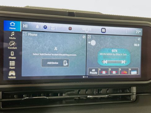 Used 2024 Jeep Wrangler Rubicon image 14