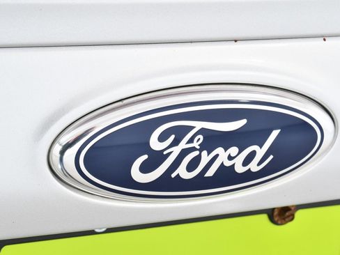 Used 2014 Ford Focus SE w/ Equipment Group 201A image 21