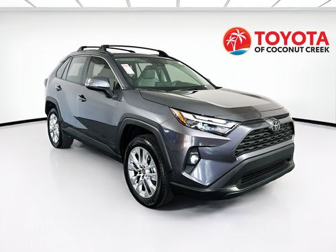 Used 2025 Toyota RAV4 XLE Premium image 1