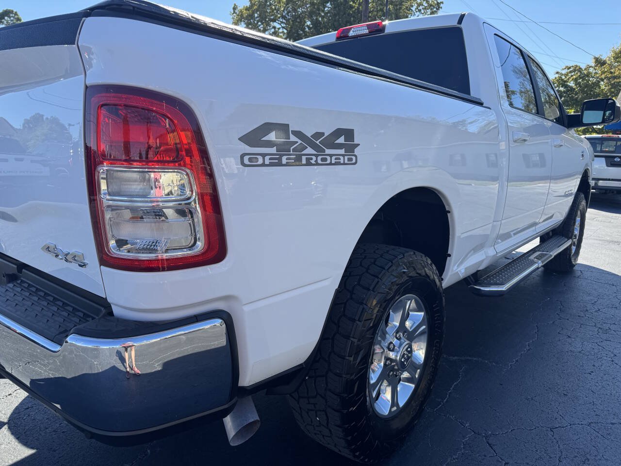 Used 2021 RAM 2500 Big Horn w/ Level 1 Equipment Group AWD/4WD image 19