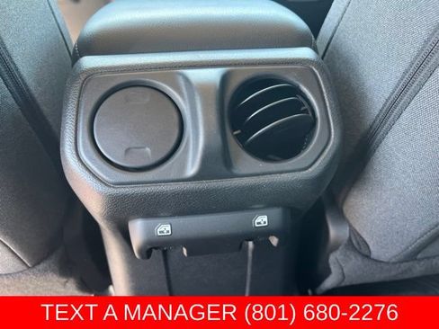 Used 2025 Jeep Wrangler Unlimited Sport AWD/4WD image 16