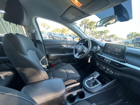 Used 2024 Kia Forte LXS image 25