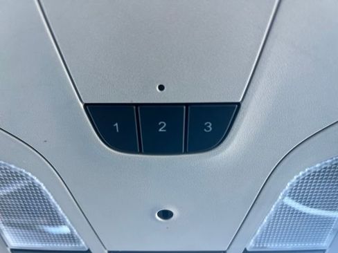 Used 2019 Chevrolet Impala Premier image 31