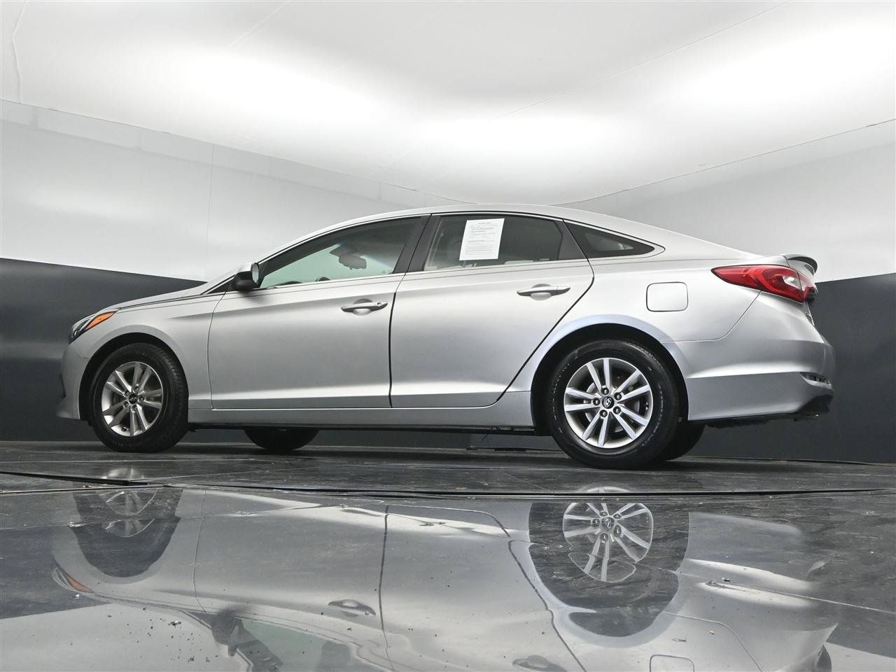 Used 2016 Hyundai Sonata SE FWD image 34