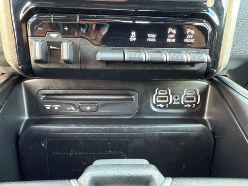 Used 2019 RAM 1500 Laramie image 27