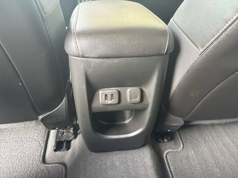 Certified 2022 GMC Canyon AT4 w/ Trailering Package AWD/4WD image 21