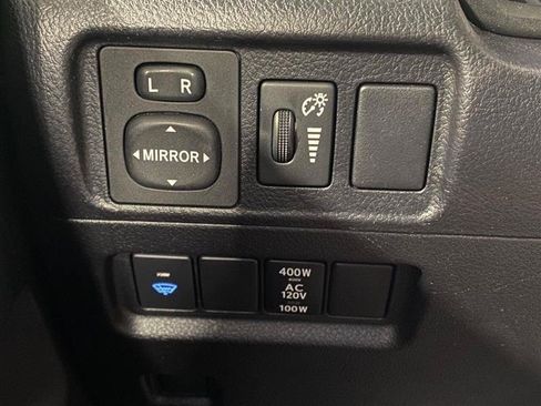 Used 2016 Toyota 4Runner SR5 Premium AWD/4WD image 27