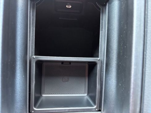 New 2025 Mercedes-Benz GLC 43 AMG 4MATIC image 23