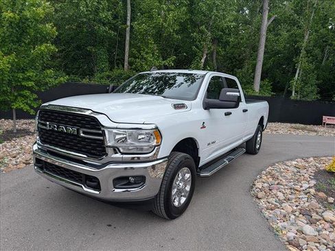 Used 2024 RAM 3500 Big Horn AWD/4WD image 1
