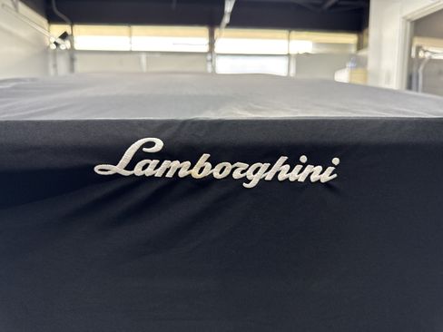 Used 2017 Lamborghini Huracan LP 610-4 AWD/4WD image 45
