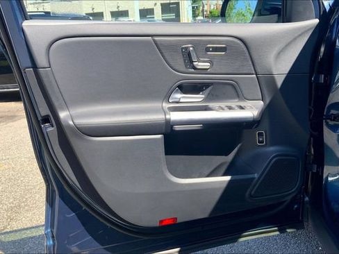 Certified 2023 Mercedes-Benz GLA 250 4MATIC w/ Premium Package image 18