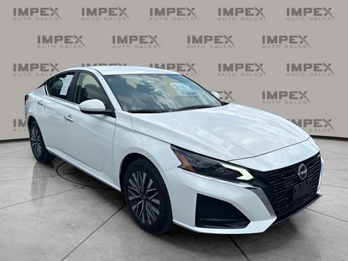 Used 2023 Nissan Altima 2.5 SV image 7