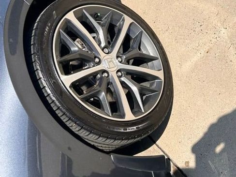 Used 2024 Honda Civic Touring image 14