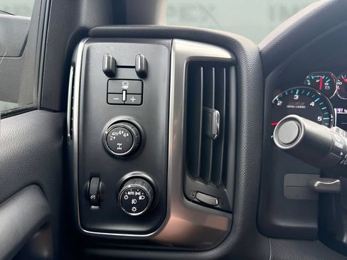 Used 2017 Chevrolet Silverado 1500 LT w/ All Star Edition AWD/4WD image 22