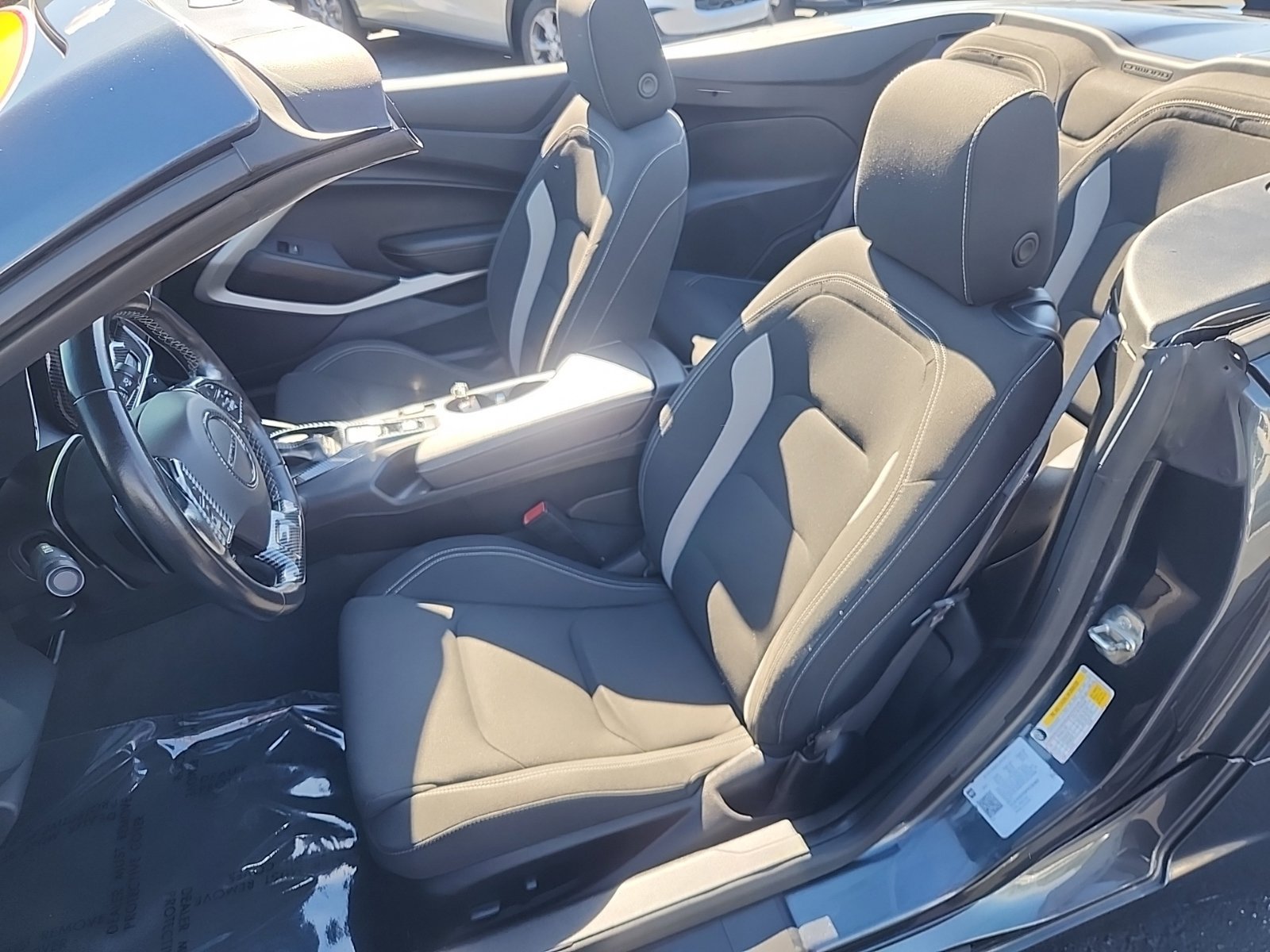 Used 2023 Chevrolet Camaro LT RWD image 31