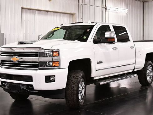 Used 2017 Chevrolet Silverado 2500 High Country w/ Duramax Plus Package AWD/4WD image 3