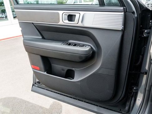 New 2026 Hyundai Santa Fe SE image 17