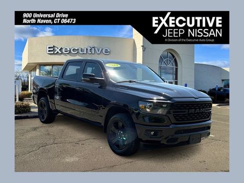 Used 2023 RAM 1500 Big Horn AWD/4WD image 1