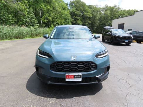 New 2026 Honda HR-V LX image 6