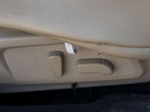 Used 2017 Subaru Outback 2.5i Limited image 31