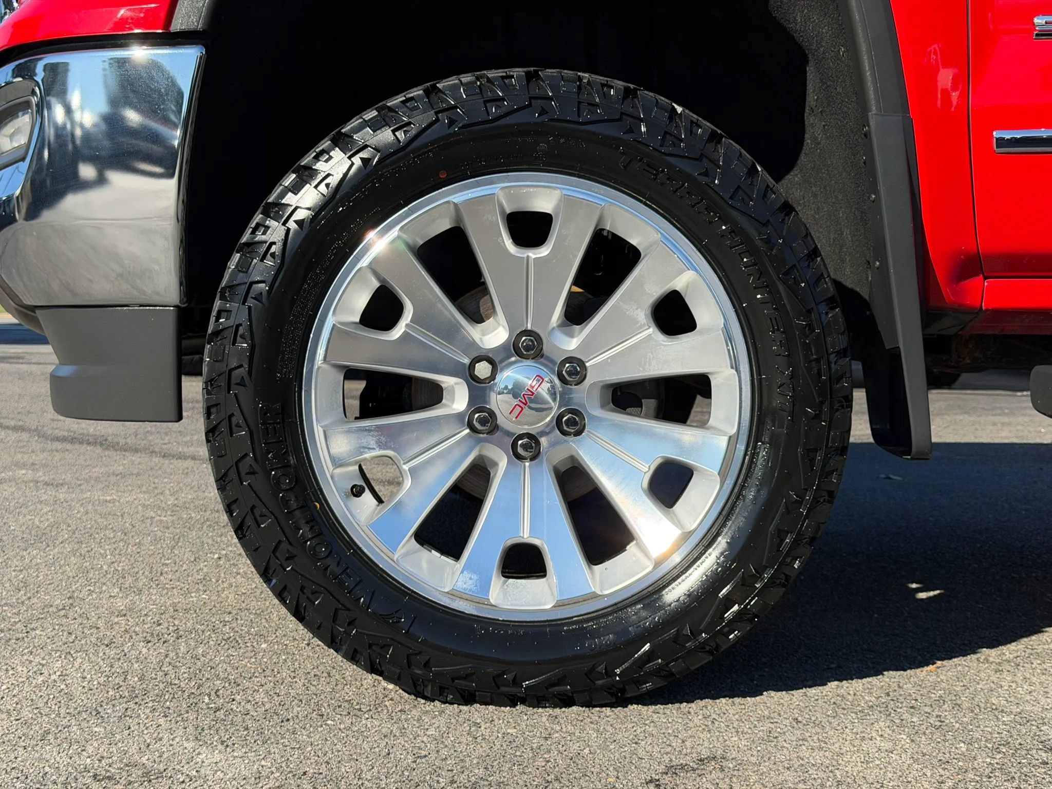 Used 2016 GMC Sierra 1500 SLT w/ SLT Premium Package AWD/4WD image 14