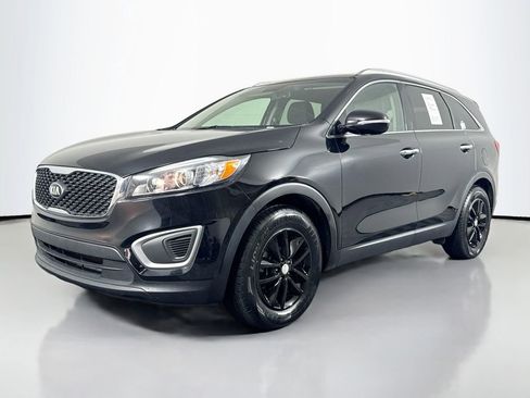 Used 2016 Kia Sorento LX w/ LX Convenience Package image 40