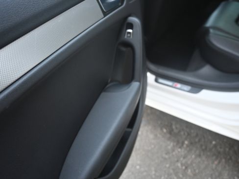 Used 2015 Audi A4 2.0T Premium Plus w/ Technology Package image 58