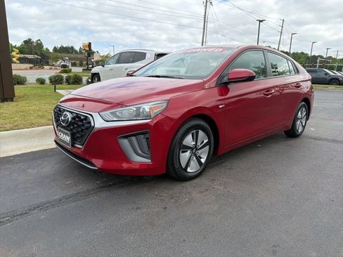 Used 2020 Hyundai Ioniq Blue FWD image 3