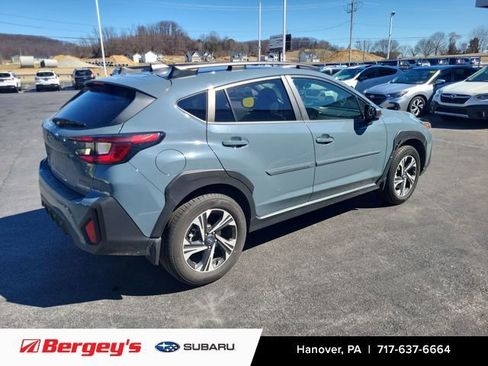 Used 2024 Subaru Crosstrek 2.0i Premium image 4