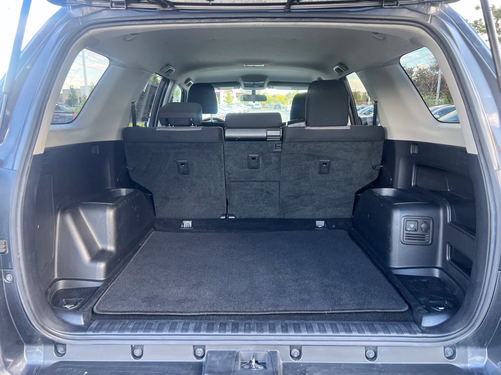 Used 2017 Toyota 4Runner SR5 RWD image 17