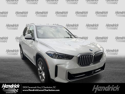 Used 2024 BMW X5 xDrive40i w/ Premium Package AWD/4WD image 1