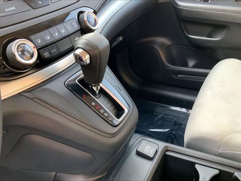 Used 2016 Honda CR-V LX image 16