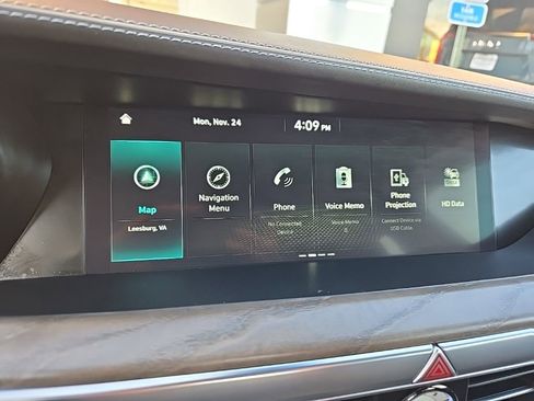 Used 2022 Genesis G90 3.3T Premium image 27