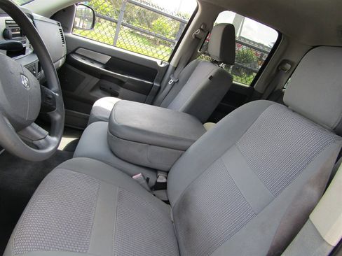 Used 2007 Dodge Ram 1500 Truck SLT image 11