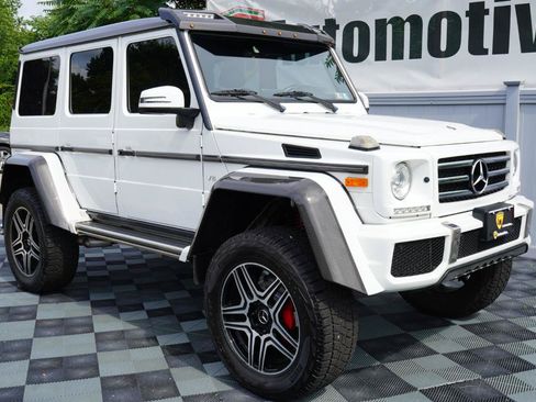 Used 2018 Mercedes-Benz G 550 Squared image 3