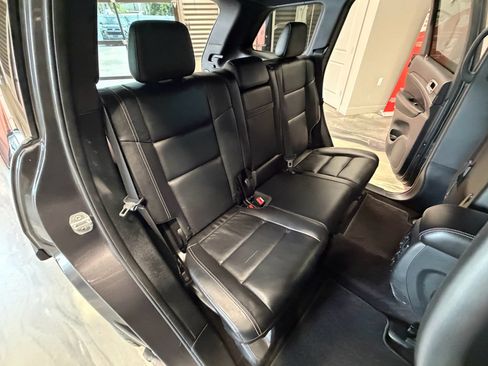 Used 2017 Jeep Grand Cherokee Limited AWD/4WD image 5