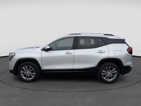 Used 2022 GMC Terrain SLT image 3