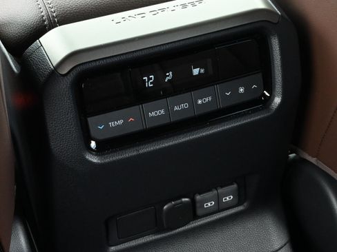 Used 2026 Toyota Land Cruiser AWD/4WD image 32