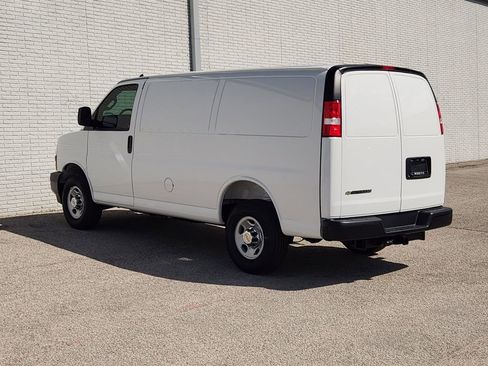 New 2025 Chevrolet Express 2500 w/ Driver Convenience Package RWD image 3