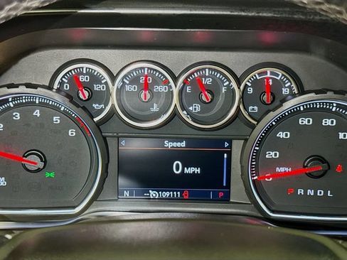 Used 2021 Chevrolet Silverado 1500 LT w/ LPO, Liner Protection Package RWD image 10