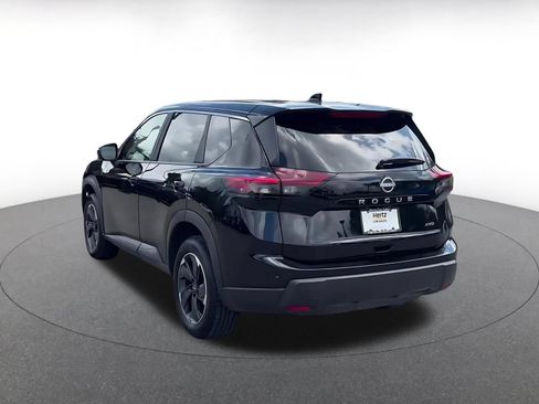 Used 2025 Nissan Rogue SV AWD/4WD image 10