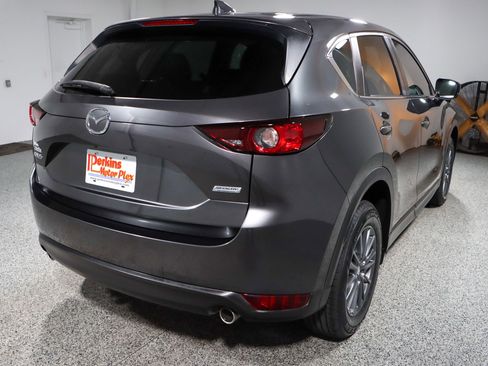 Used 2019 MAZDA CX-5 Touring image 7