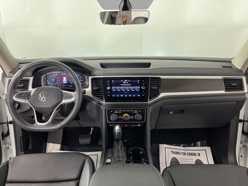 Used 2023 Volkswagen Atlas SE image 39