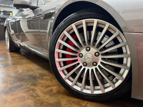 Used 2015 Aston Martin Rapide S image 44