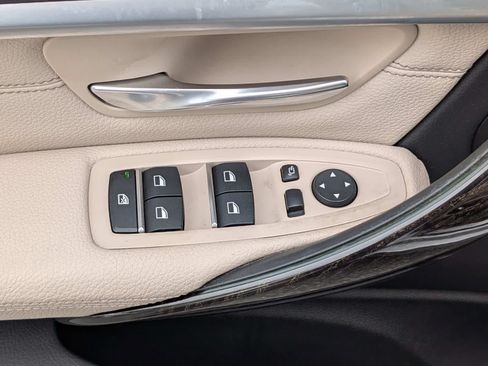 Used 2017 BMW 330i Sedan RWD image 15