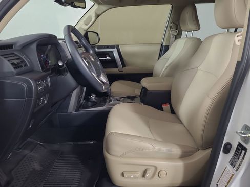 Used 2024 Toyota 4Runner SR5 Premium w/ Moonroof Package AWD/4WD image 20