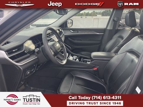 Used 2023 Jeep Grand Cherokee 4WD 4xe image 18