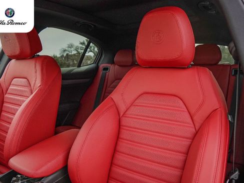 New 2025 Alfa Romeo Stelvio Sprint w/ Veloce Package AWD/4WD image 10