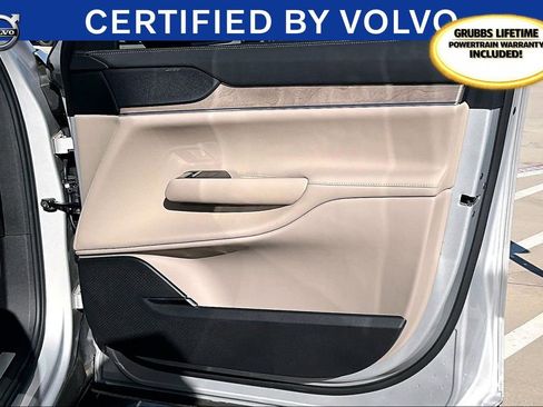 Certified 2025 Volvo EX90 Ultra image 26